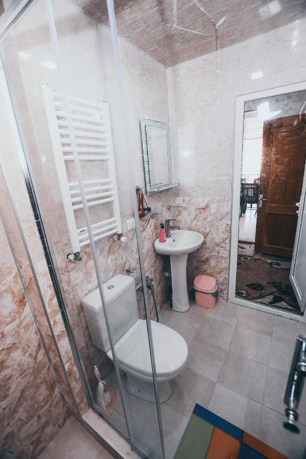Kutaisi Sunrise Otel Dış mekan fotoğraf